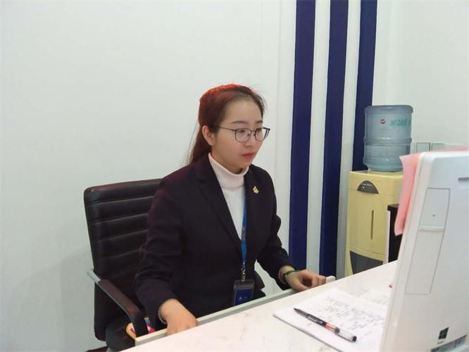撒播企业软实力，，，倾心折务展青春