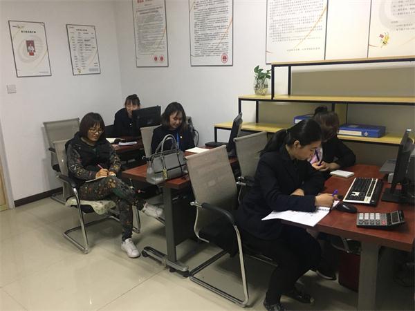 分享“磨炼向导力，，，加速职业化《K8凯发集团精英》EMBA特训”